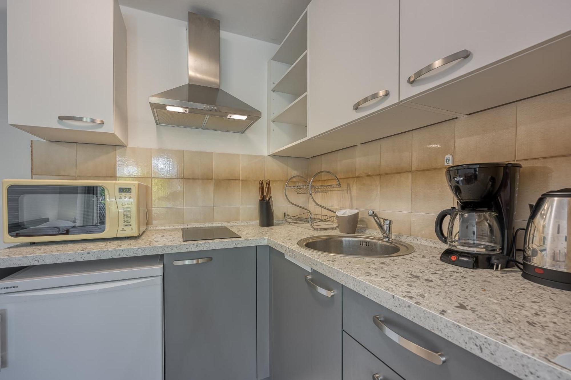 Apartments Orbanic Ровин Екстериор снимка